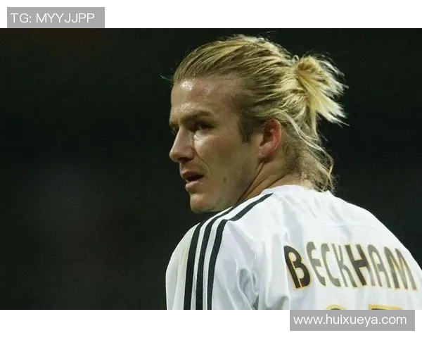 扎辫子的足球明星：他们如何通过独特发型与赛场表现征服球迷的心